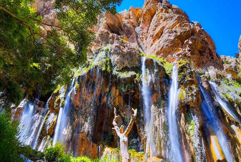 معرفی آبشار مارگون: بزرگترین آبشار چشمه ای جهان | مجله ایرانگرد